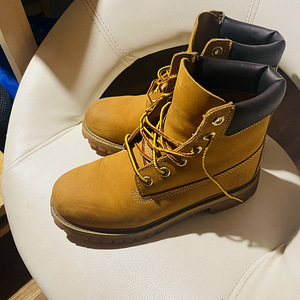 Timberland 36 (1 foto / 1)
