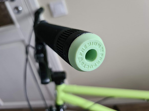 BMX HARO STRAY 20,5 (4 foto / 10)