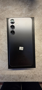 Продается Samsung S24 (4 фото из 5)