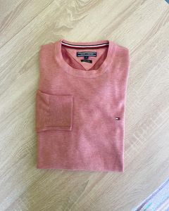 Tommy Hilfiger sviiter (2 foto / 3)