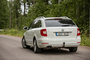 Skoda Superb 2.0 103kW (3 foto / 13)