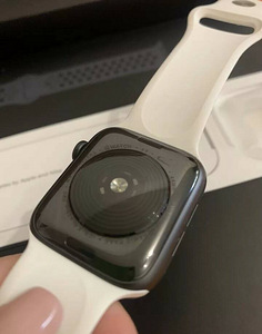 Apple Watch SE 44mm (4 foto / 7)