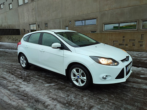 Ford Focus EcoBoost 2014 1.6 110kw 200.000 (2 foto / 11)