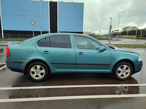 Skoda Octavia 1.6 75kw (3 foto / 11)