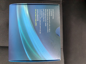 Intel NUC Desktop KIT - NUC8I7BEH (4 foto / 6)