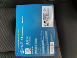 Intel NUC Desktop KIT - NUC8I7BEH (5 foto / 6)