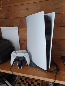 Ps5 Disc Edition + 2 Kontrollerid (1 foto / 1)