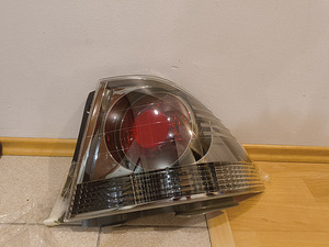 Lexus is200 tagatuled (3 foto / 3)