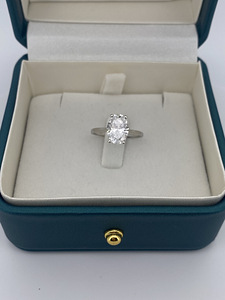 Новое кольцо из белого золота с бриллиантом 2.02 ct (1 фото из 4)