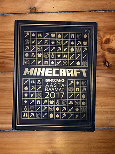 Minecrafti aastaraamat 2017 (1 foto / 3)