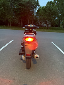 Скутер Velimotor 50cc (4 фото из 5)