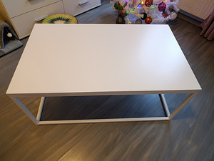 Ilus laud. Väga korralik! 100*60*40 (3 foto / 3)