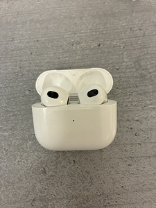 Airpods бу полностью рабочии в хорошем состоянии (3 фото из 3)