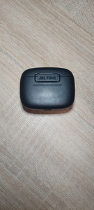 Наушники JBL Tune Buds (2 фото из 3)