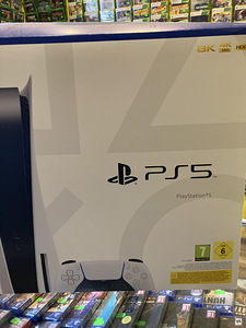 Sony PS5 PlayStation 5 Blu-ray Edition (1 foto / 2)