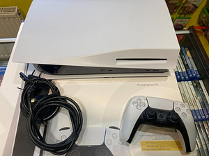 Sony Playstation 5 (2 фото из 2)