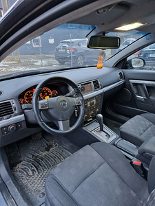 Opel Vectra 1.9 110kv. (1 foto / 11)