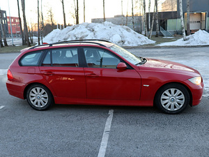 BMW 318 105kW (4 foto / 10)