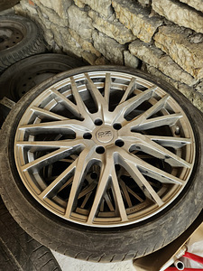 OZ racing (2 фото из 7)