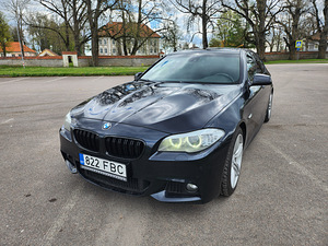 BMW F10 530D (2 foto / 15)