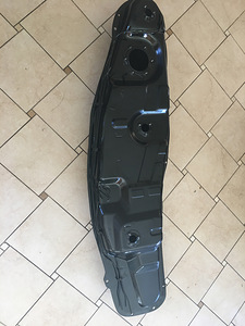 Uued autode plast kütusepaagid Mitsubishi, Toyota, Citröne (1 foto / 1)