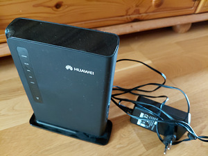 Antenn ja ruuter Huawei R5172 (4 foto / 5)