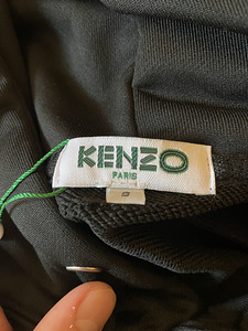Kenzo (1 фото из 1)
