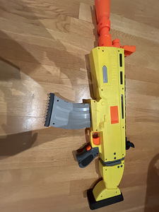 Nerf Fortnite (1 фото из 2)