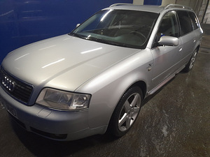 Audi A6 C5 Avant (5 foto / 7)