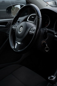 Volkswagen golf 6 (5 foto / 15)