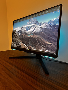 28" 4K игровой монитор / 144 Гц (1 фото из 4)