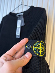 STONE ISLAND SWEATER – BLACK, NEW COLLECTION (3 foto / 8)