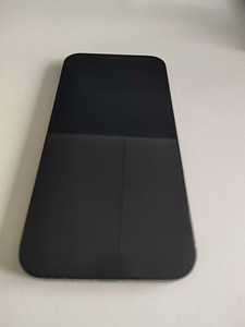 Продается IPhone 12 128GB (1 фото из 2)