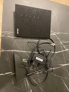 Router Asus RT-N14U (2 foto / 3)