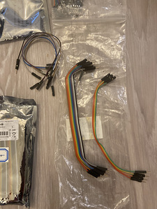 Raspberry PI komponendid, juhtmed jms lisavidinad (7 foto / 9)
