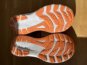 Asics jooksujalatsid Gel-Kayano 29, EU 43.5, US 9 1/2 (5 foto / 10)