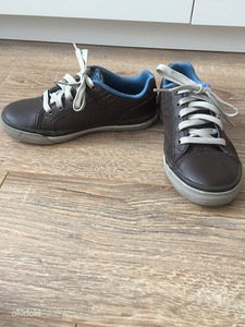 Nagu uus, Skechers tossud, s. 32 (2 foto / 3)