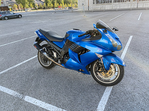 Kawasaki zzr1400 (3 foto / 5)