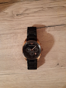 Emporio Armani часы (1 фото из 4)