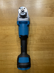 Akurelakas Makita 18V akule (2 foto / 3)