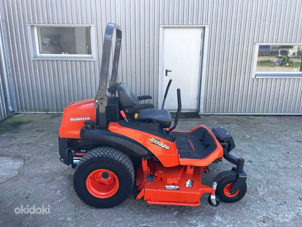 KUBOTA ZD326 дизель / газонокосилка / райдер / косилка
