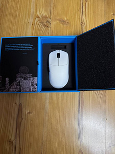 Lamzu Maya X Gaming Mouse - Cloud White (3 foto / 6)