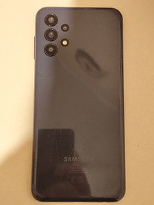 Samsung Galaxy A13, Samsung Galaxy A8 (1 foto / 5)
