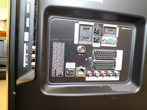 Teler 40"(102cm) Samsung LE40C659M1W (4 foto / 5)