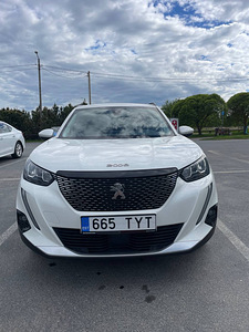 Peugeot 2008 1.2 (2020 г.) (1 фото из 9)