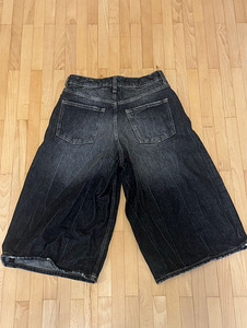 Шорты Bershka (3 фото из 3)
