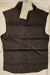 Canada Goose vest (4 foto / 6)