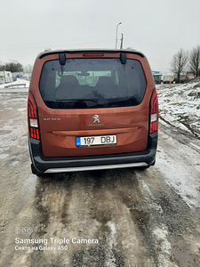 Peugeot Rifter Allure L1 1.5 blueHDi 100 75kw (2 foto / 15)
