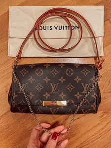 Louis Vuitton Favorite pm kott (1 foto / 4)