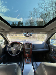 Cadillac SRX (6 foto / 6)